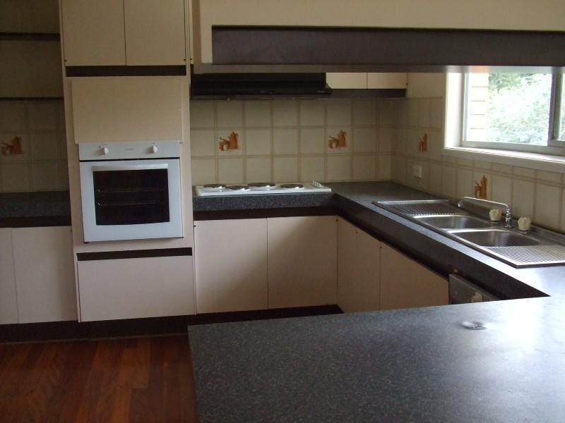 8 Turnmill St, Macgregor QLD 4109