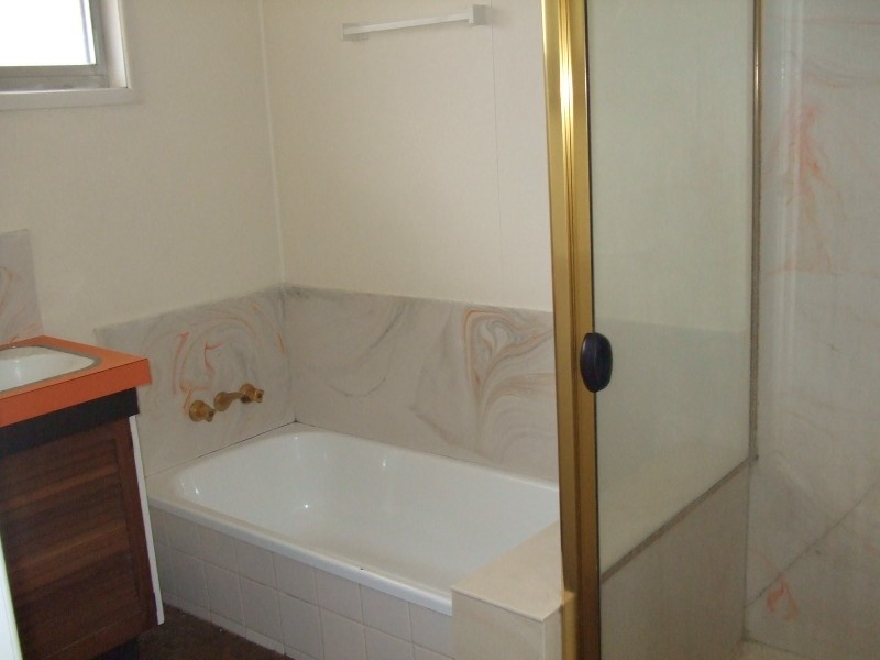 8 Turnmill St, Macgregor QLD 4109