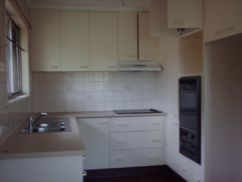 82 Granadilla Street, Macgregor QLD 4109