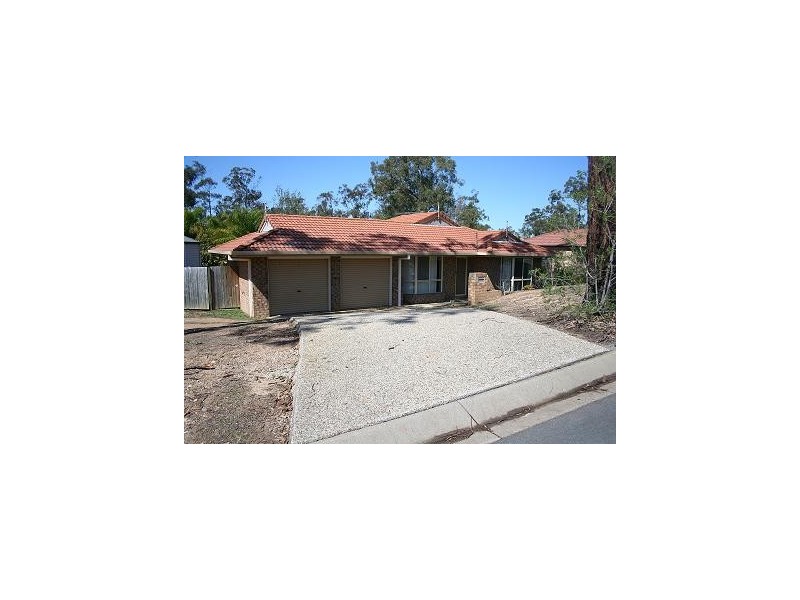 4 Cambridge, Forest Lake QLD 4078