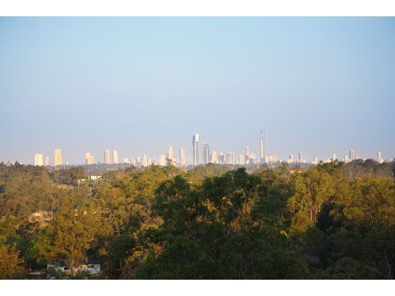 Gaven QLD 4211