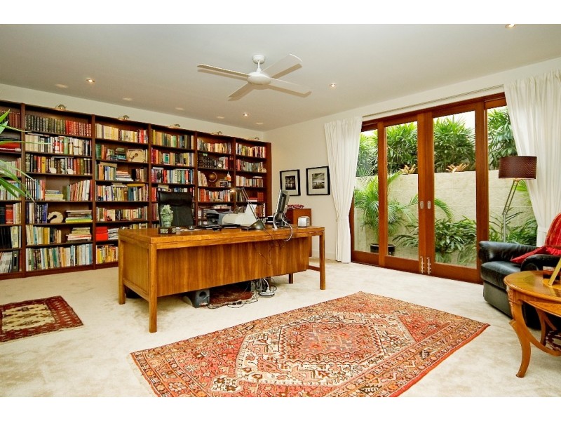 Hope Island QLD 4212