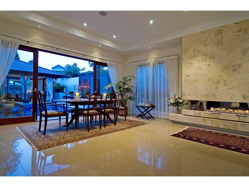 Hope Island QLD 4212