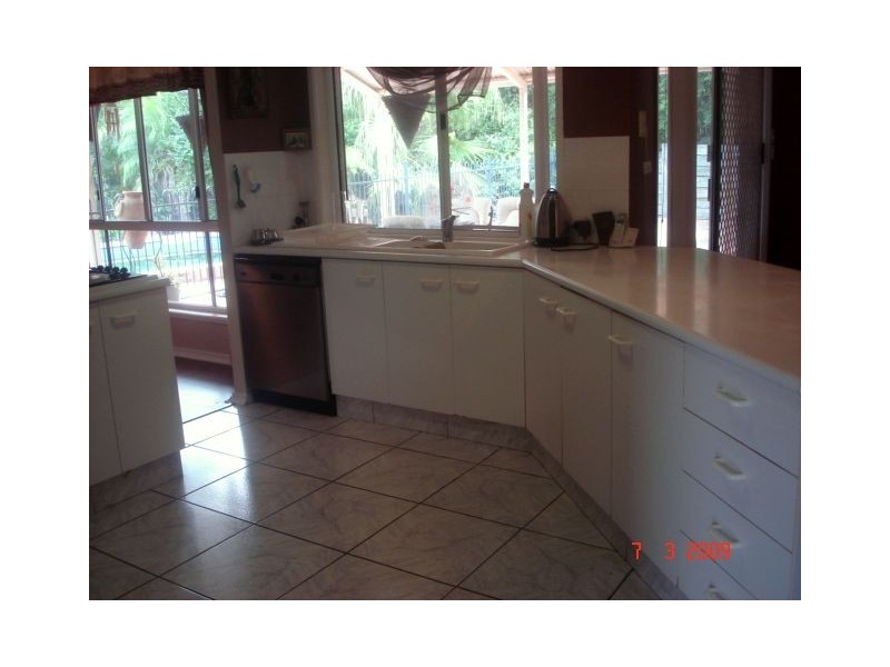 35 Yewleaf Pl, Calamvale QLD 4116