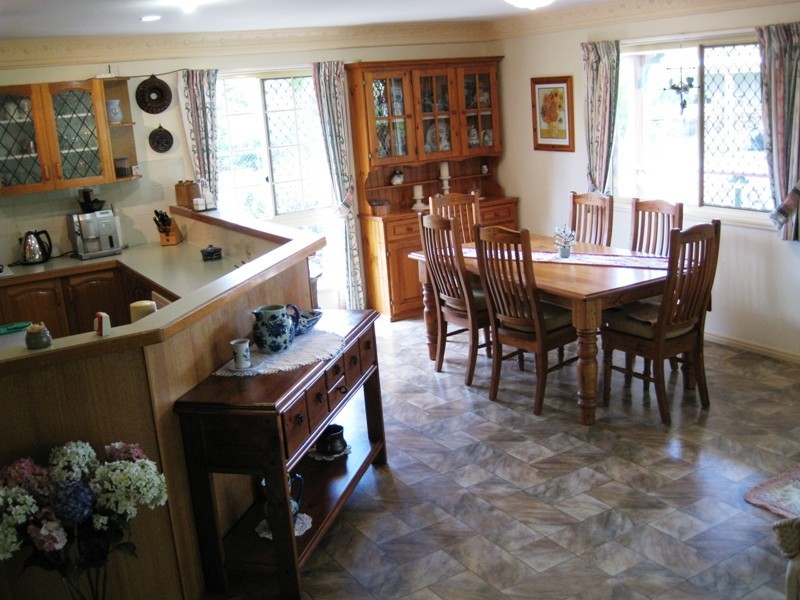 31 Yellowstone Ct, Munruben QLD 4125