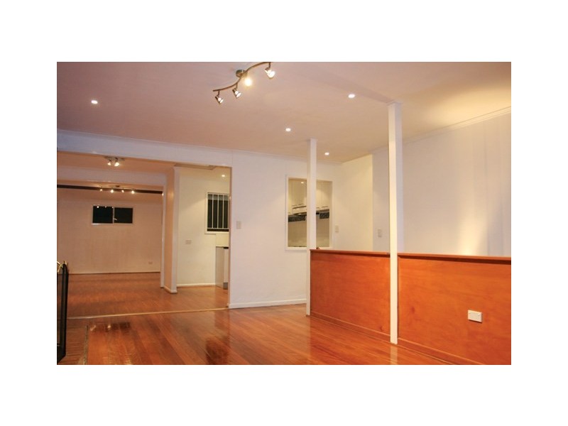 909 Cavendish Road, Mount Gravatt East QLD 4122