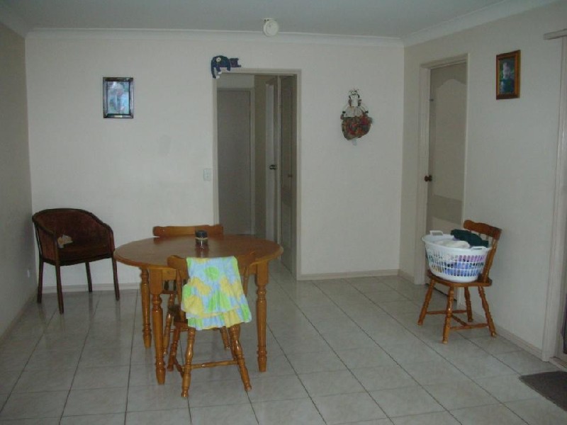 Stretton QLD 4116