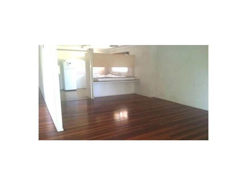 210 Mains Road, Sunnybank QLD 4109