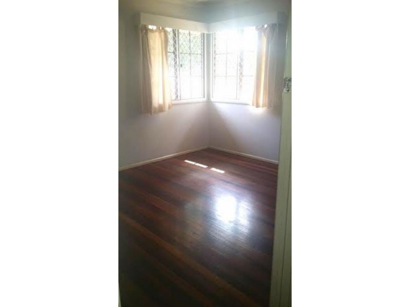 210 Mains Road, Sunnybank QLD 4109