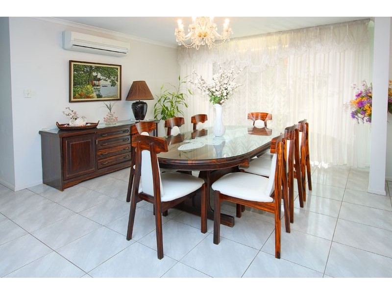 Eight Mile Plains QLD 4113