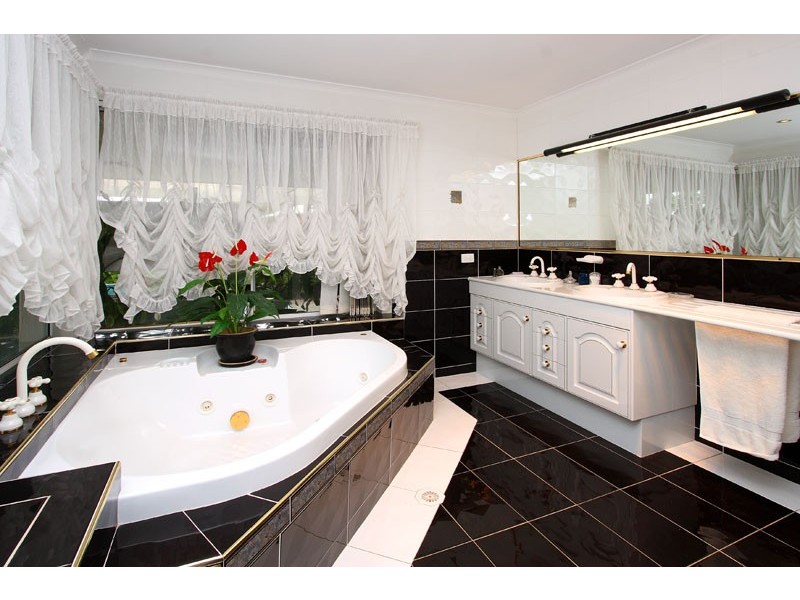 Eight Mile Plains QLD 4113