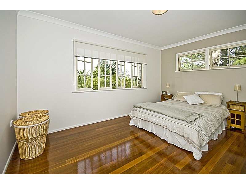 11 Holyoake Drive, Daisy Hill QLD 4127