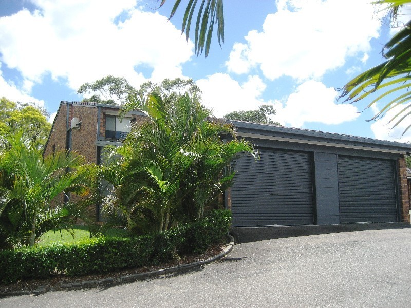1,38 Barrett St, Robertson QLD 4109