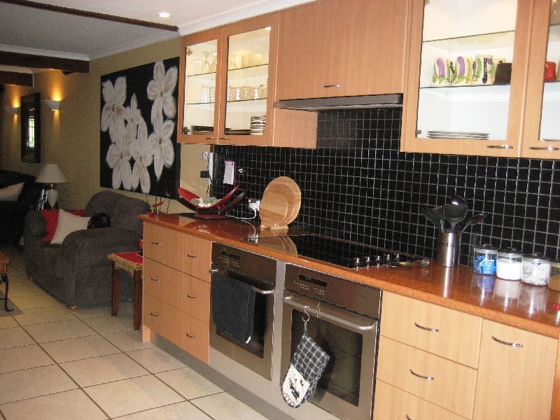 1,38 Barrett St, Robertson QLD 4109