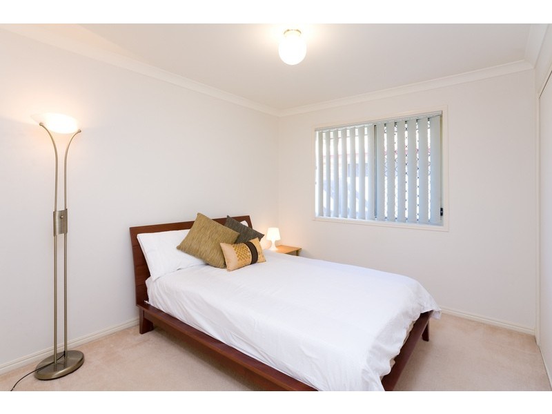 10 Kinchega Cct, Parkinson QLD 4115