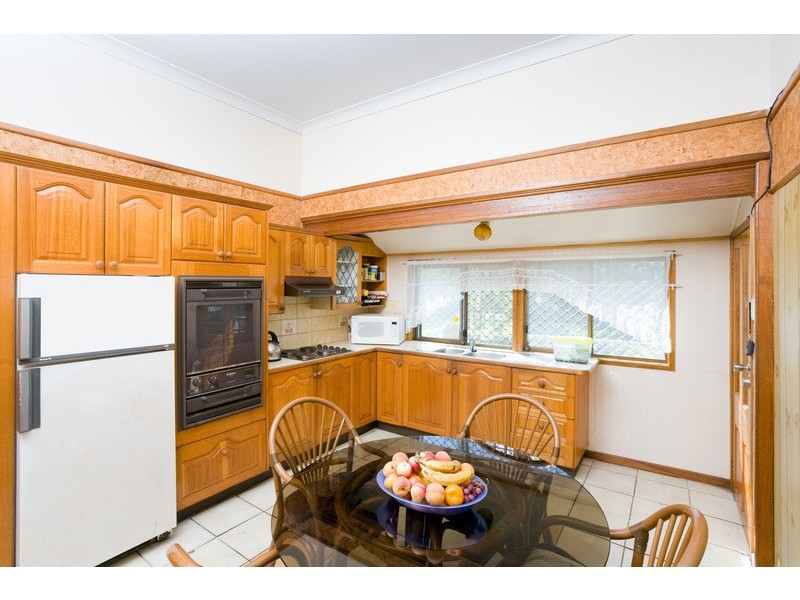 55  Laughlin St, Kingston QLD 4114