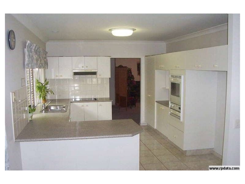 42 Cleveland Place, Stretton QLD 4116