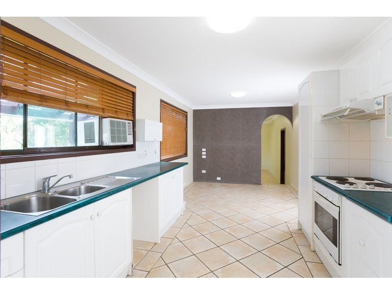 363 Gowan Rd, Sunnybank Hills QLD 4109