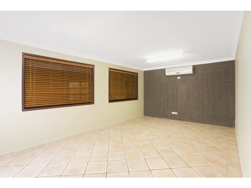 363 Gowan Rd, Sunnybank Hills QLD 4109
