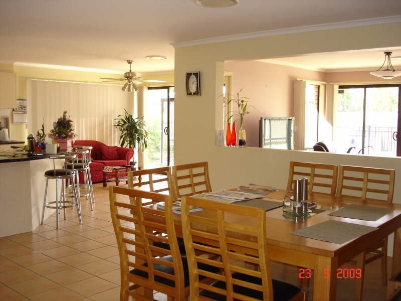 17 Juniper Cct, Stretton QLD 4116