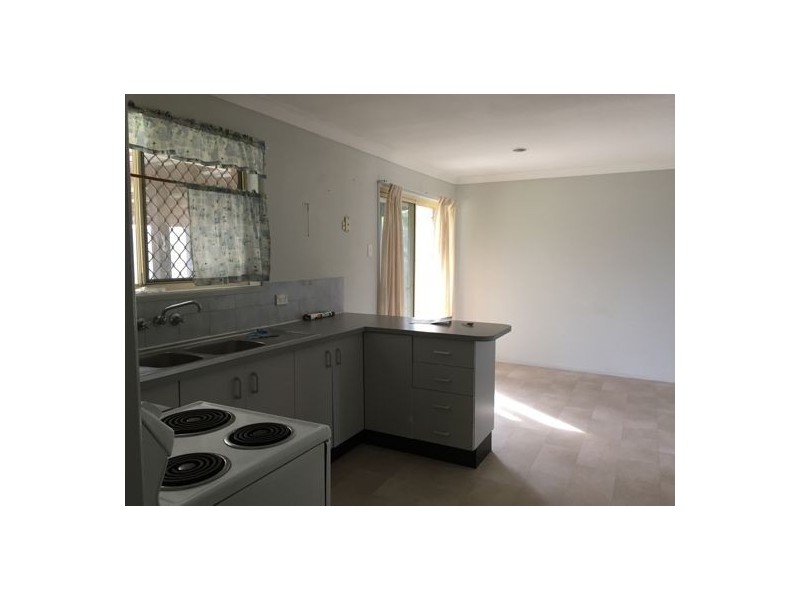 16 Serissa Street, Crestmead QLD 4132