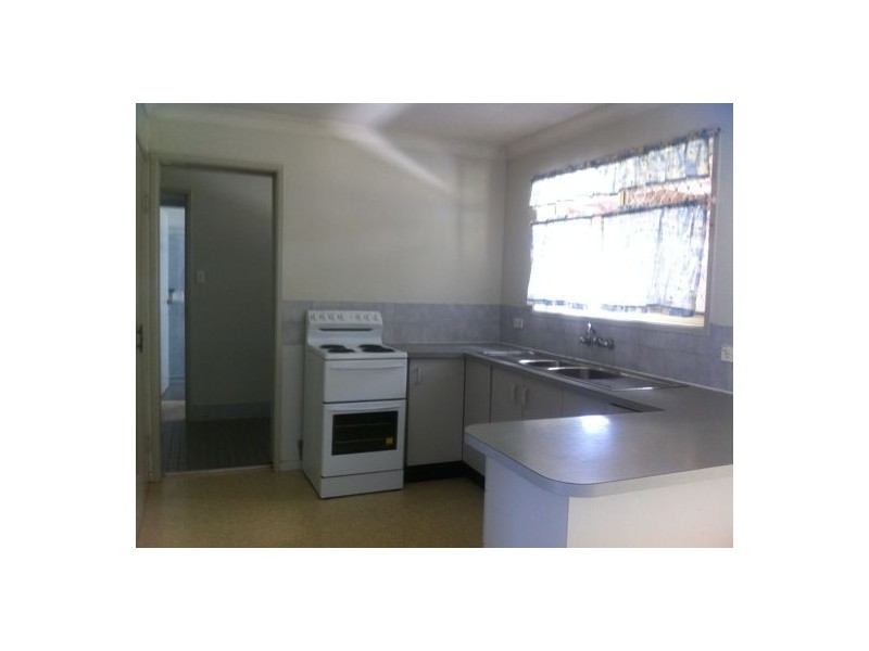 16 Serissa Street, Crestmead QLD 4132