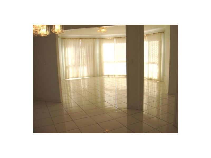 1 Alan Cr, Eight Mile Plains QLD 4113