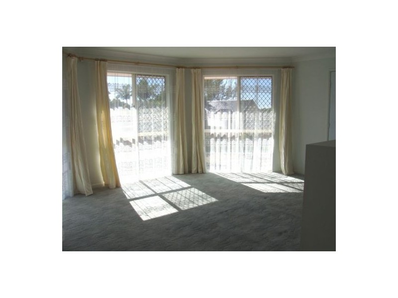 1 Alan Cr, Eight Mile Plains QLD 4113