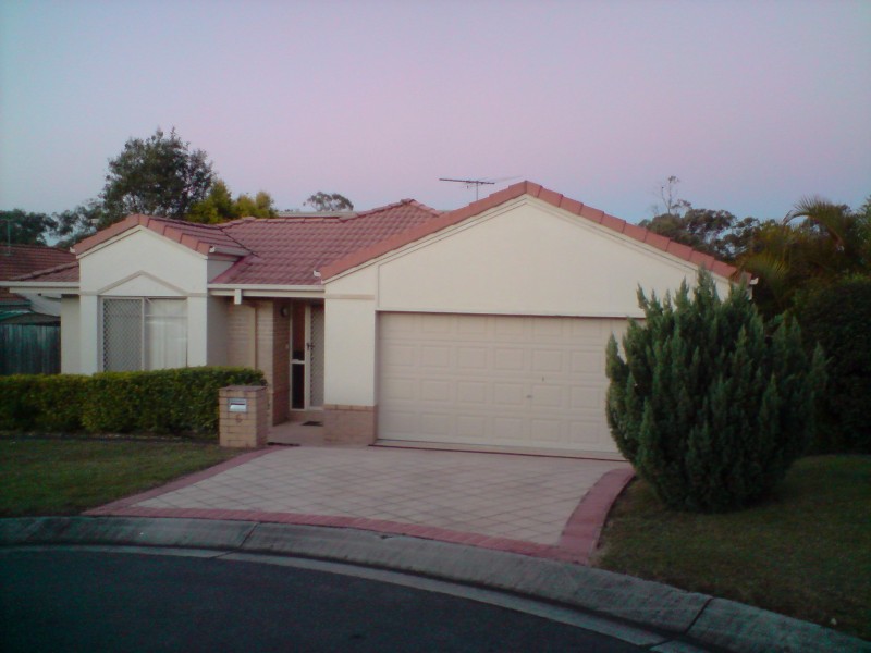 6 Red Pine Court, Calamvale QLD 4116