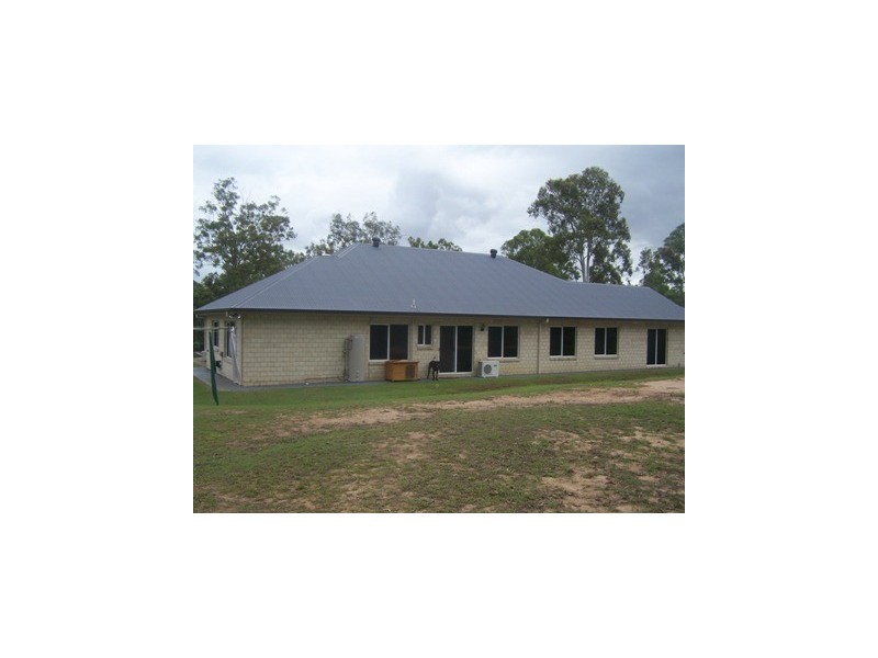 642 Middle Rd, Greenbank QLD 4124