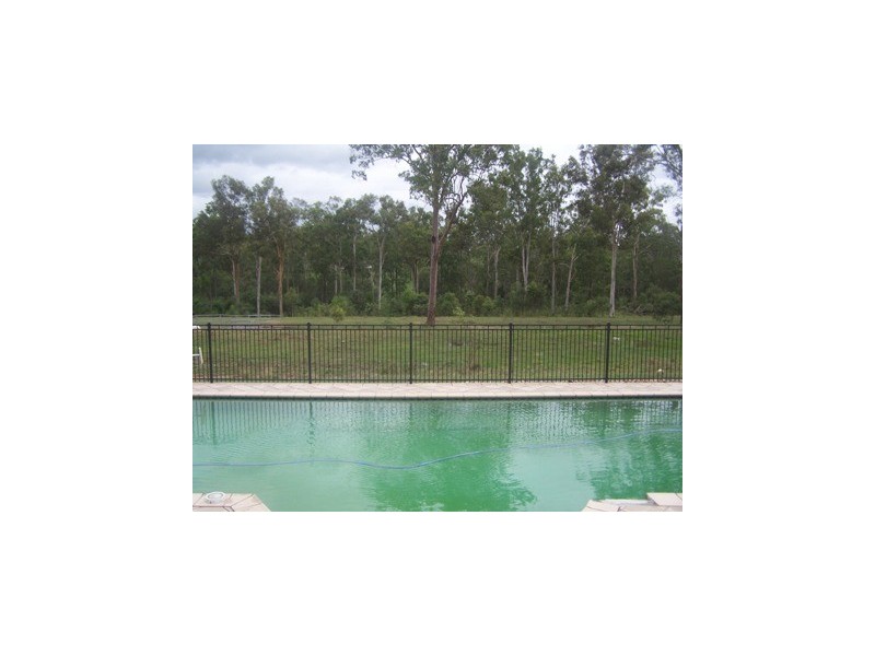 642 Middle Rd, Greenbank QLD 4124
