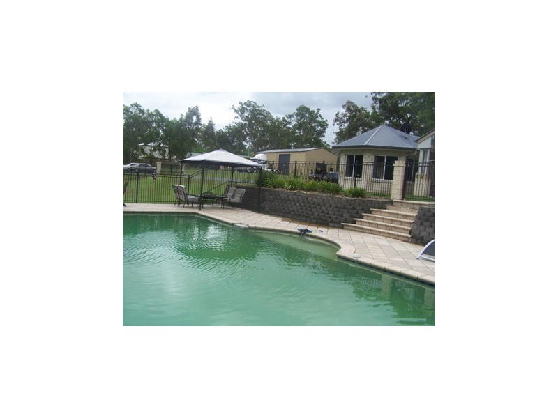 642 Middle Rd, Greenbank QLD 4124