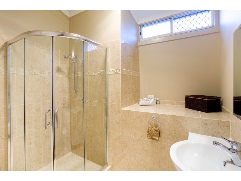 13 Lecha St, Sunnybank Hills QLD 4109