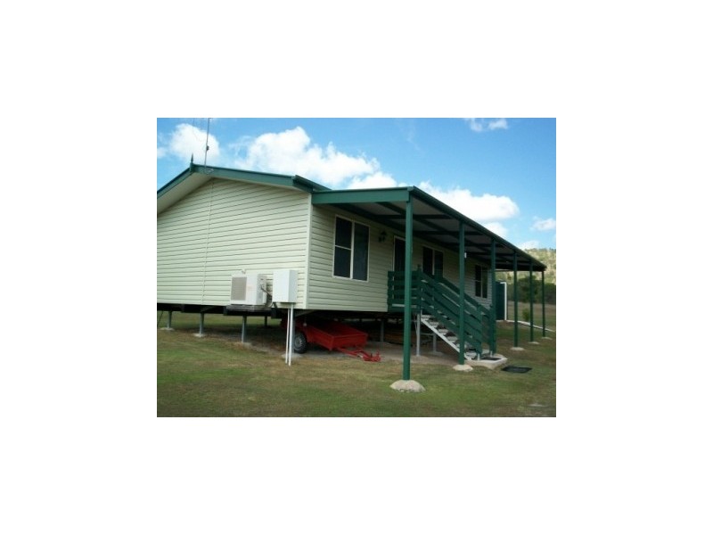 4 Heusman St, Mount Perry QLD 4671