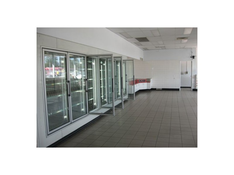 210 Old Cleveland Rd, Capalaba QLD 4157