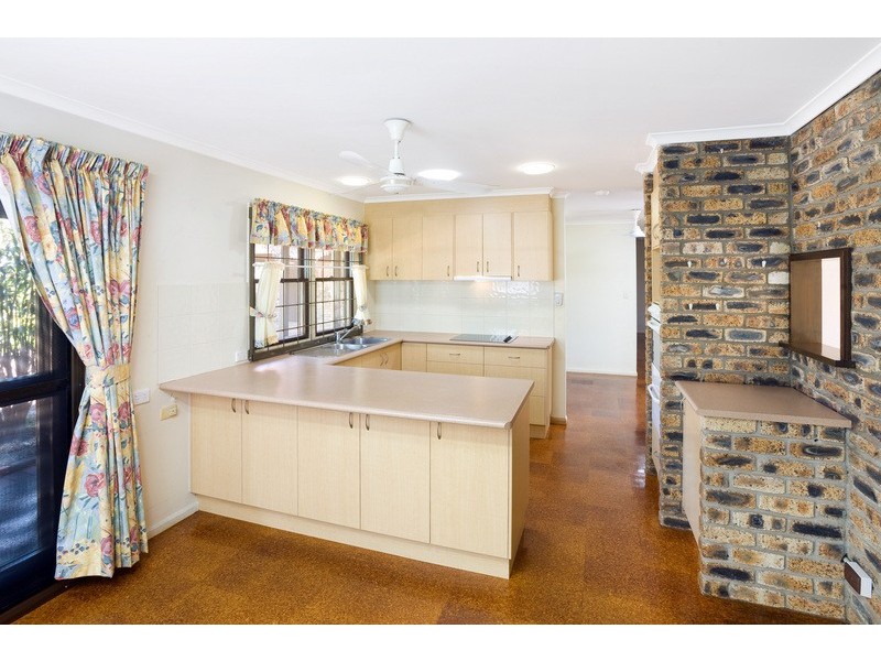 6 Prudence St, Robertson QLD 4109