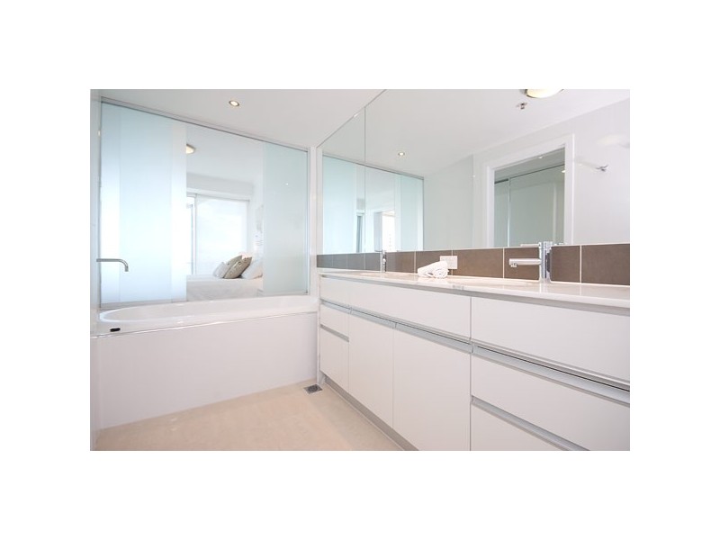 Coolangatta QLD 4225