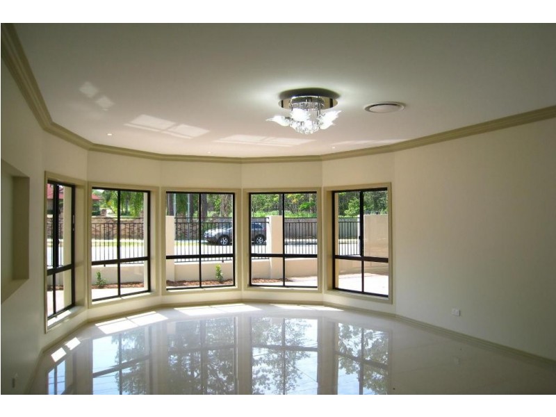 2 Holyrood St, Calamvale QLD 4116