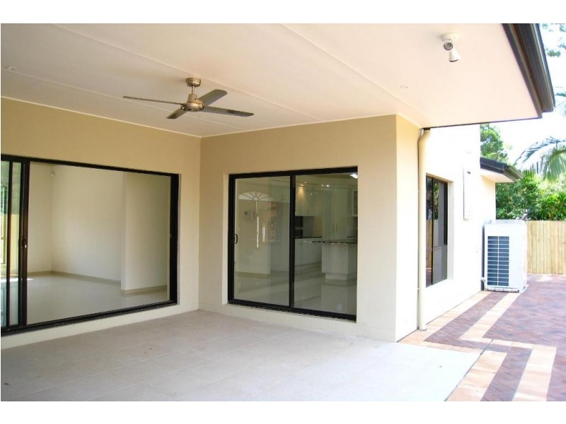 2 Holyrood St, Calamvale QLD 4116