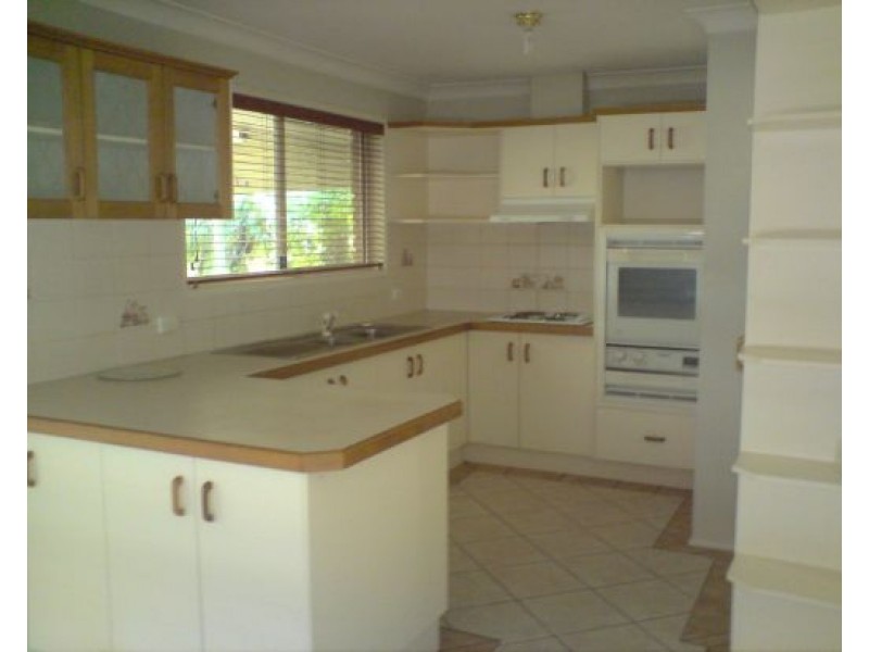 78 Owens Crescent, Regents Park QLD 4118