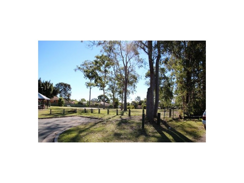 5 Hayden Street, Riverview QLD 4303