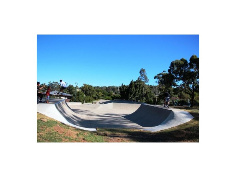 5 Hayden Street, Riverview QLD 4303