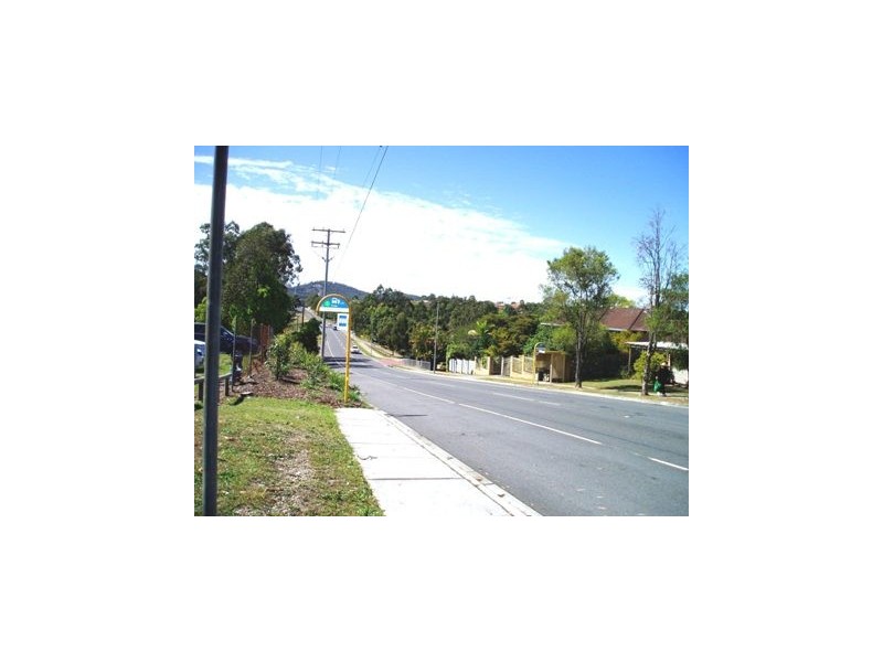 393 Pine Mountain Road, Mansfield QLD 4122