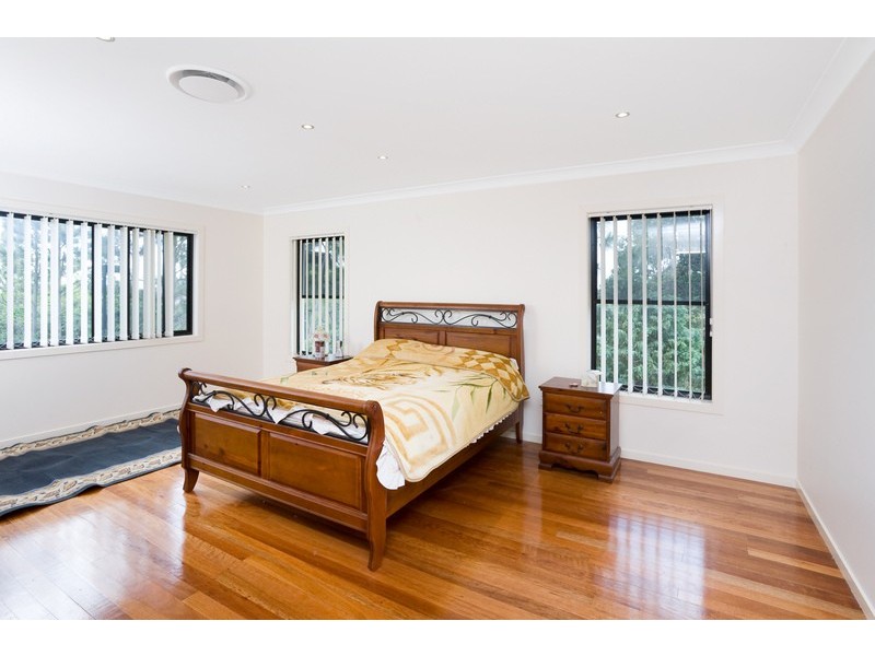 Stretton QLD 4116