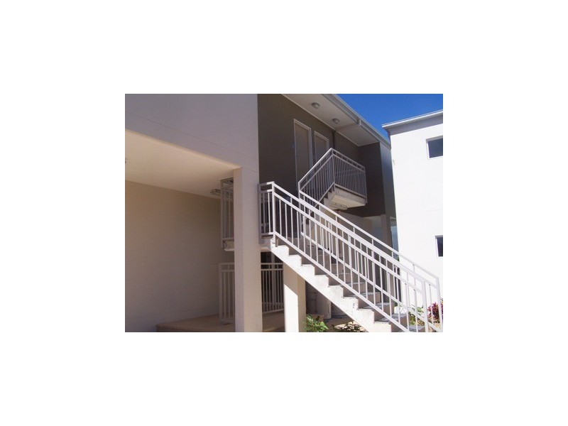 42 Pembroke St, Carina QLD 4152