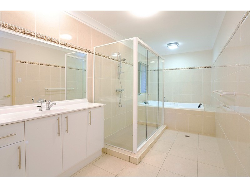 6, 330 Springwood Road, Springwood QLD 4127