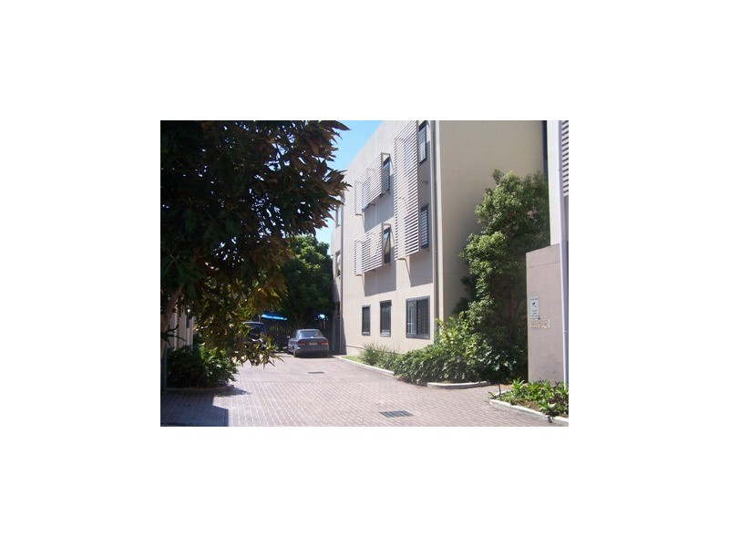 5/82-86 Mein St, Scarborough QLD 4020