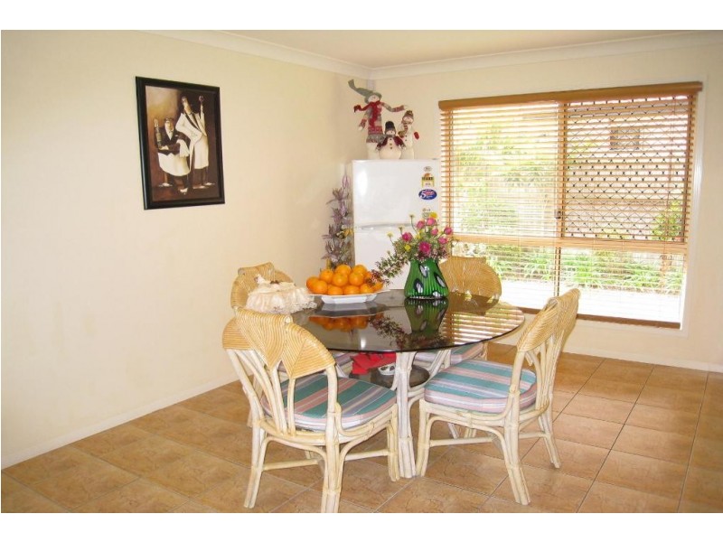 Stretton QLD 4116