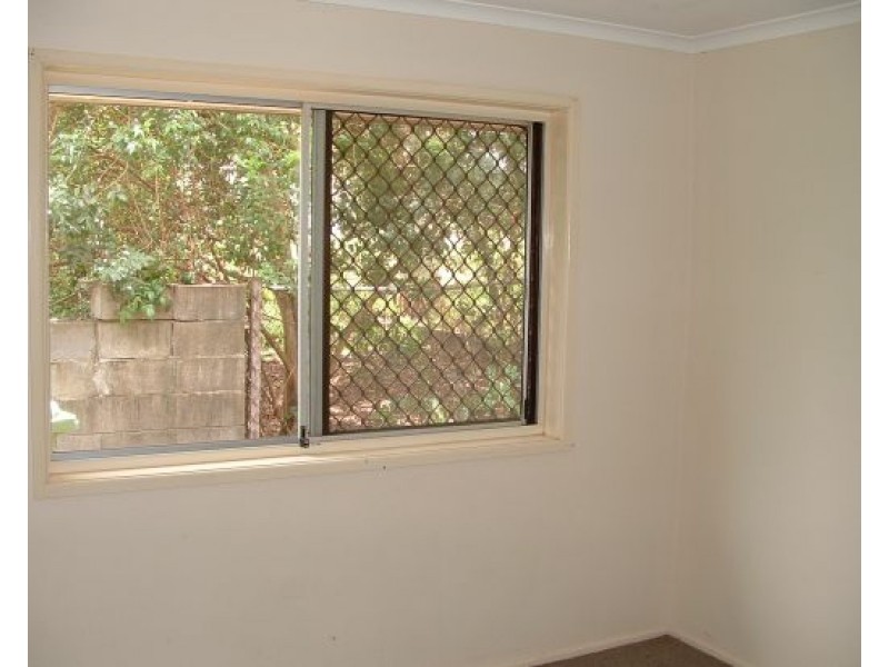 4 Orana Street, Kingston QLD 4114