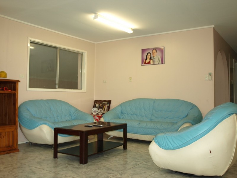 Logan Central QLD 4114